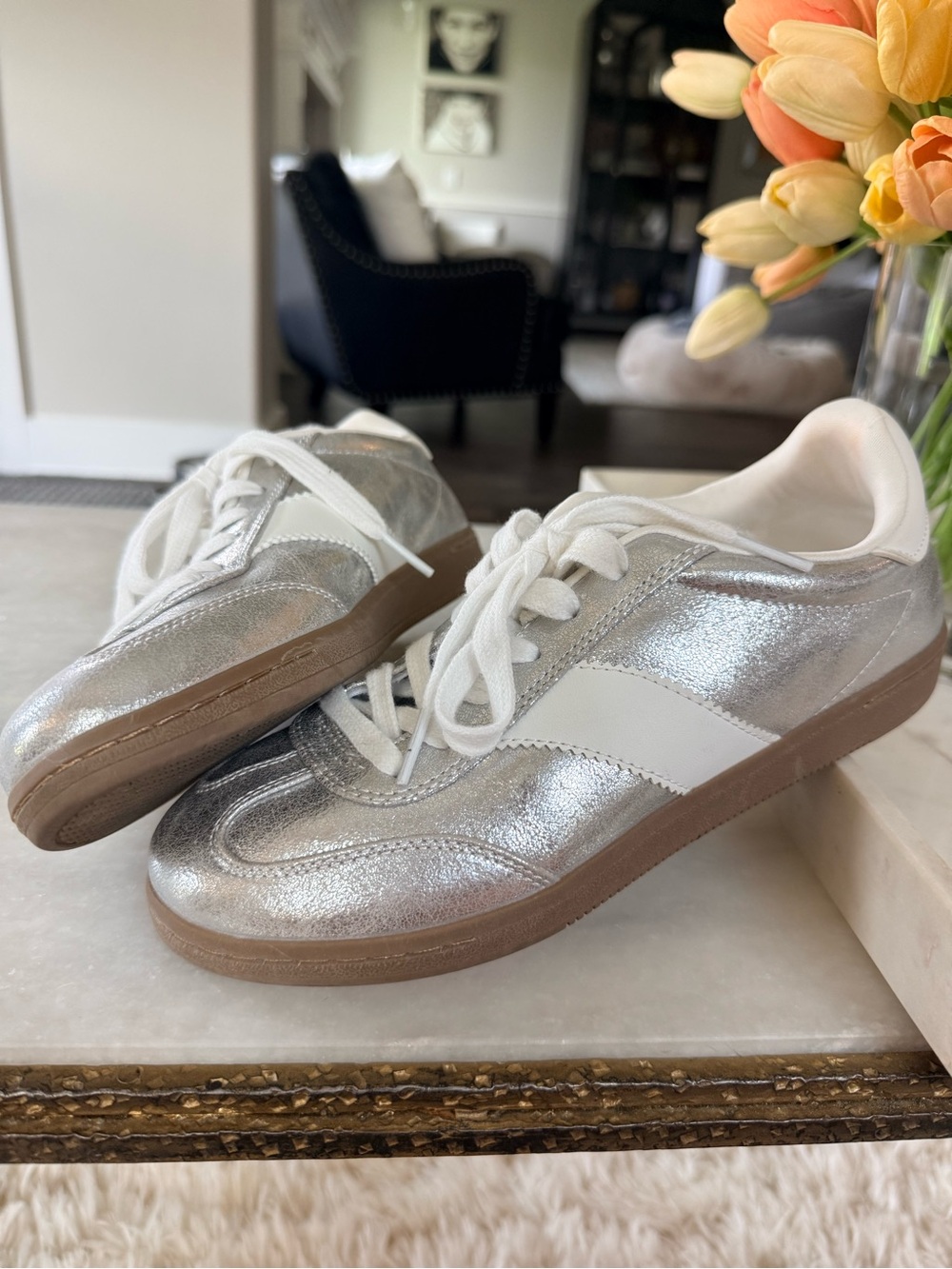 Super Cute Universal Thread Silver and White Sneaker - Like New!